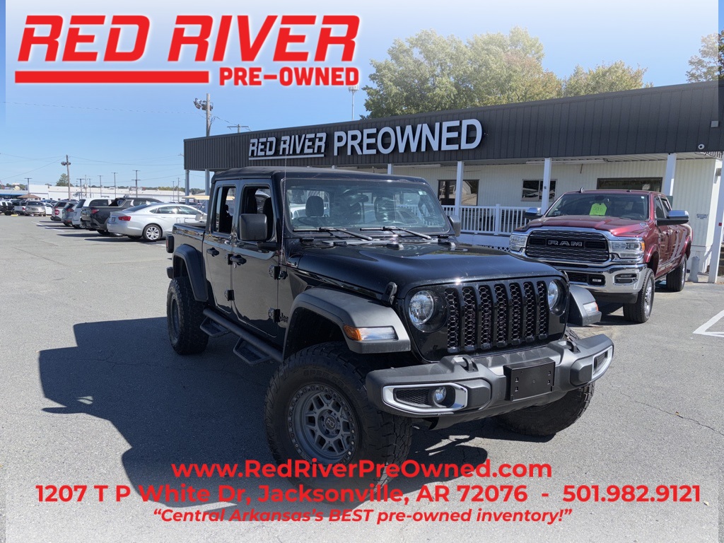 2023 Jeep Gladiator Sport's photo