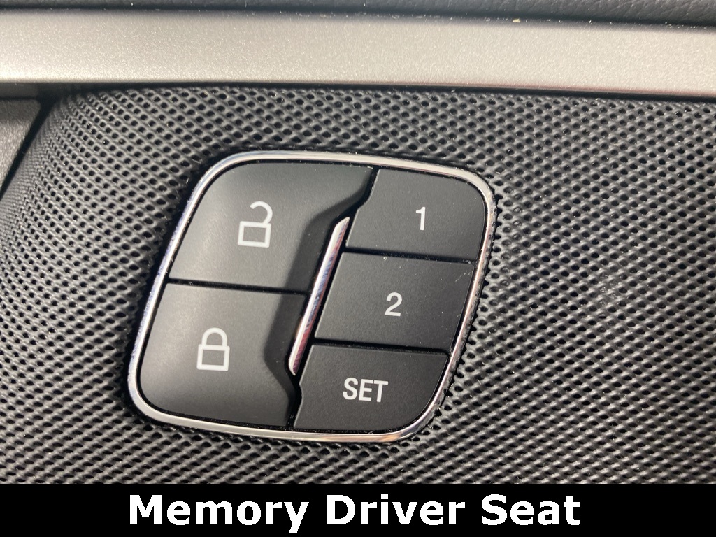 2020 Ford Fusion Hybrid SEL photo 22