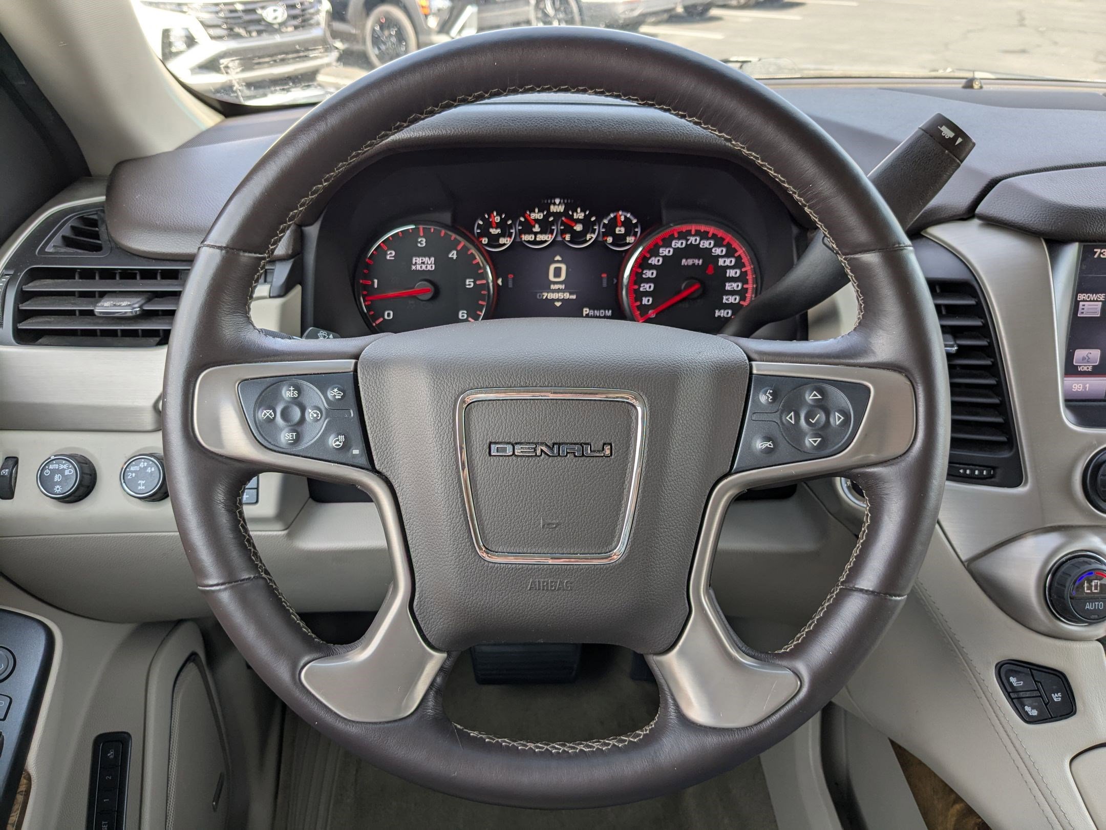 2015 Gmc Yukon Denali photo 12