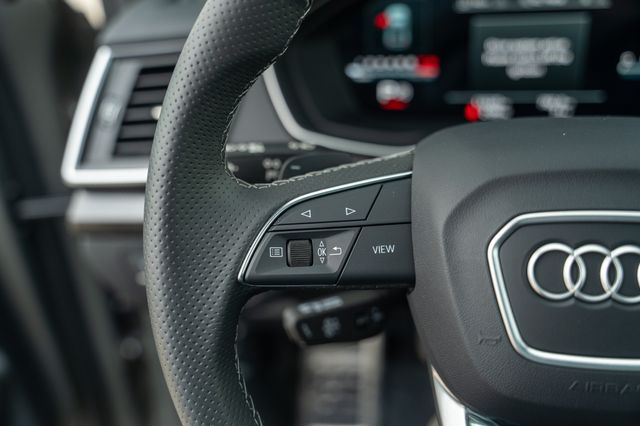 2024 Audi SQ5 Premium Plus photo 26