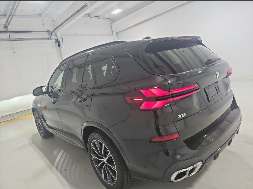 2025 Bmw X5 M60i photo 6