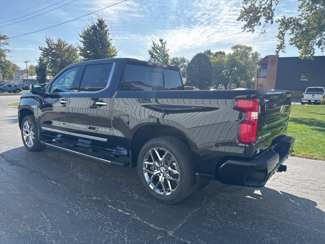 2026 Chevrolet Silverado 1500 High Country photo 4