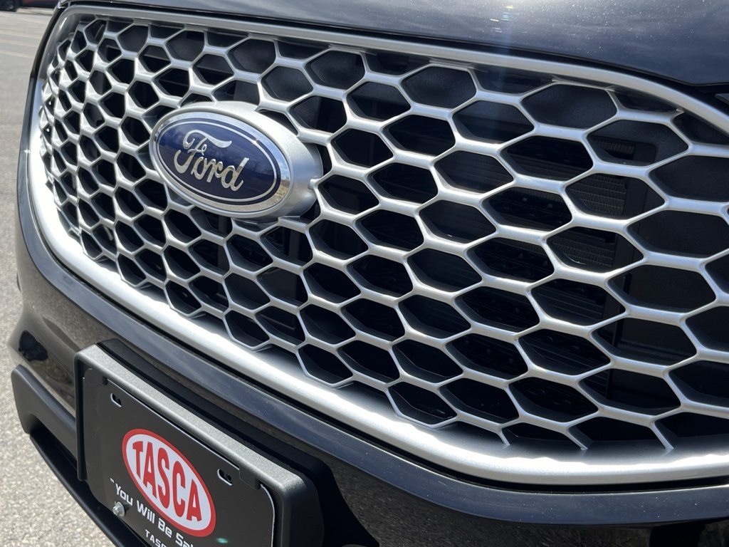 2024 Ford Edge SE photo 9