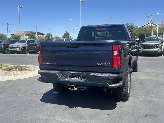 2022 Chevrolet Silverado 3500HD High Country photo 10