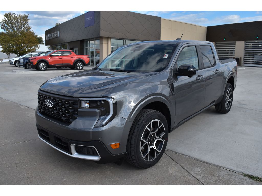 2025 Ford Maverick Lariat photo 2
