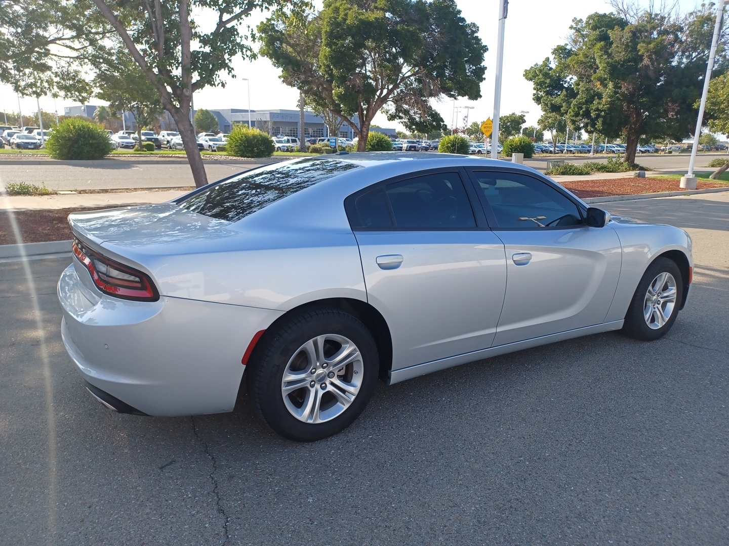 2022 Dodge Charger SXT photo 4