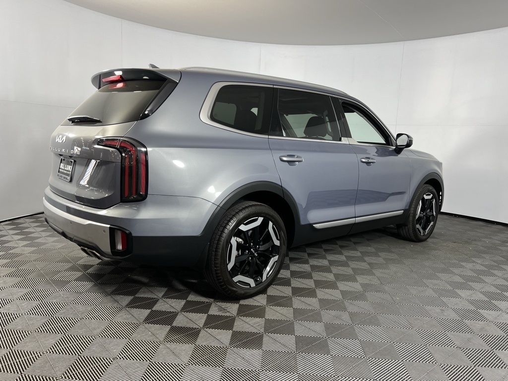 2024 Kia Telluride EX photo 4