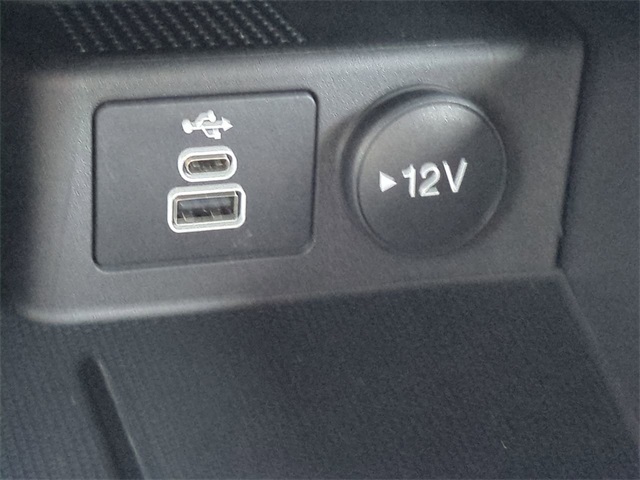 2025 Ford Escape ST-Line photo 22