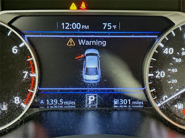 2024 Nissan Sentra SV photo 12