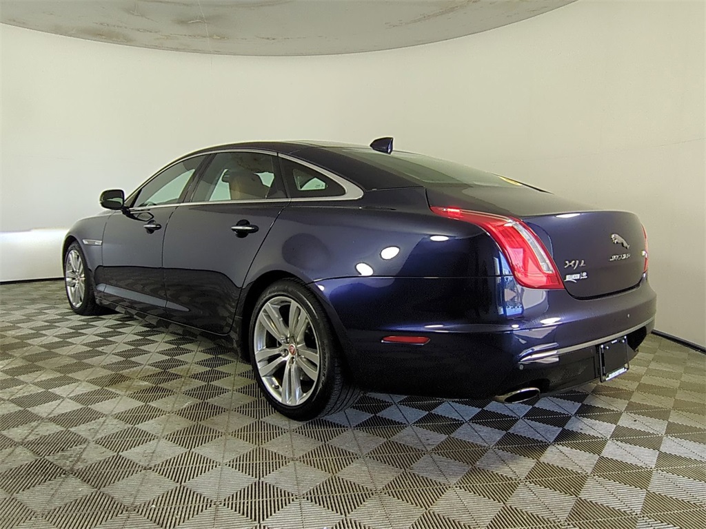 2017 Jaguar XJ XJL Portfolio photo 7