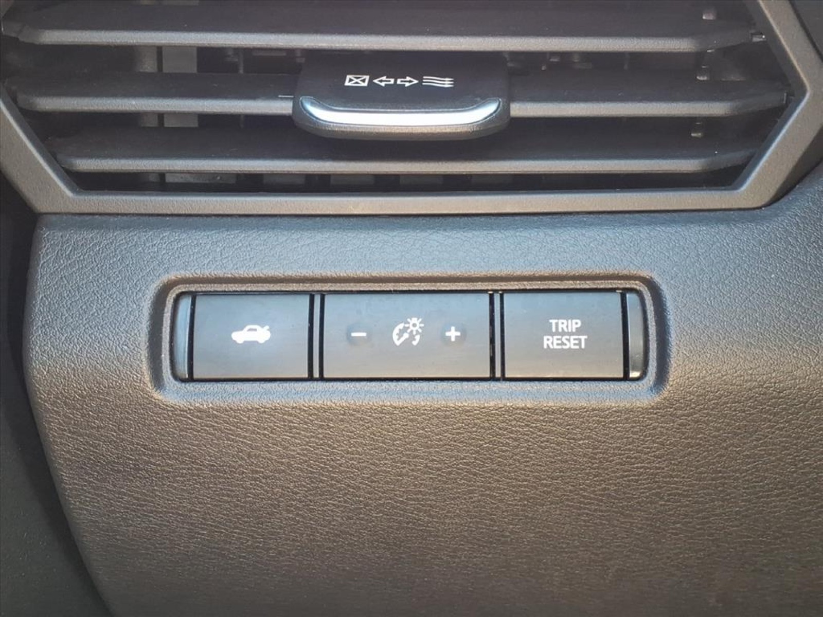 2024 Nissan Altima 2.5 SR Gray at Robbins Nissan