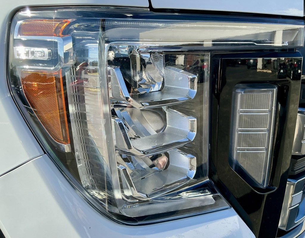 Image of Pre-Owned 2022 GMC Sierra 2500 HD AT4