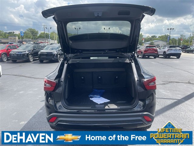2025 Chevrolet Trax photo 22