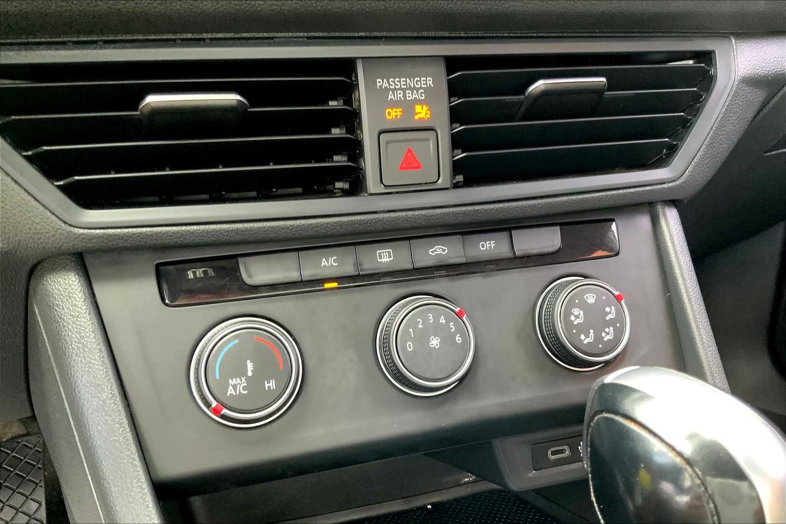 2021 Volkswagen Jetta S photo 27