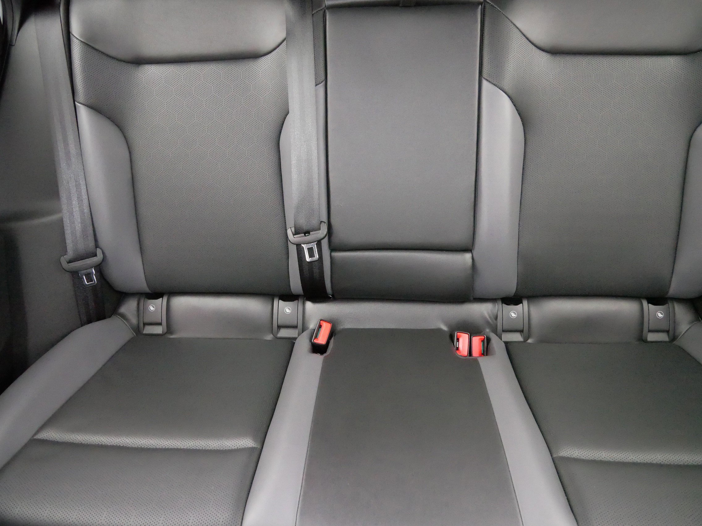 2023 Volkswagen ID.4 Pro Plus photo 13