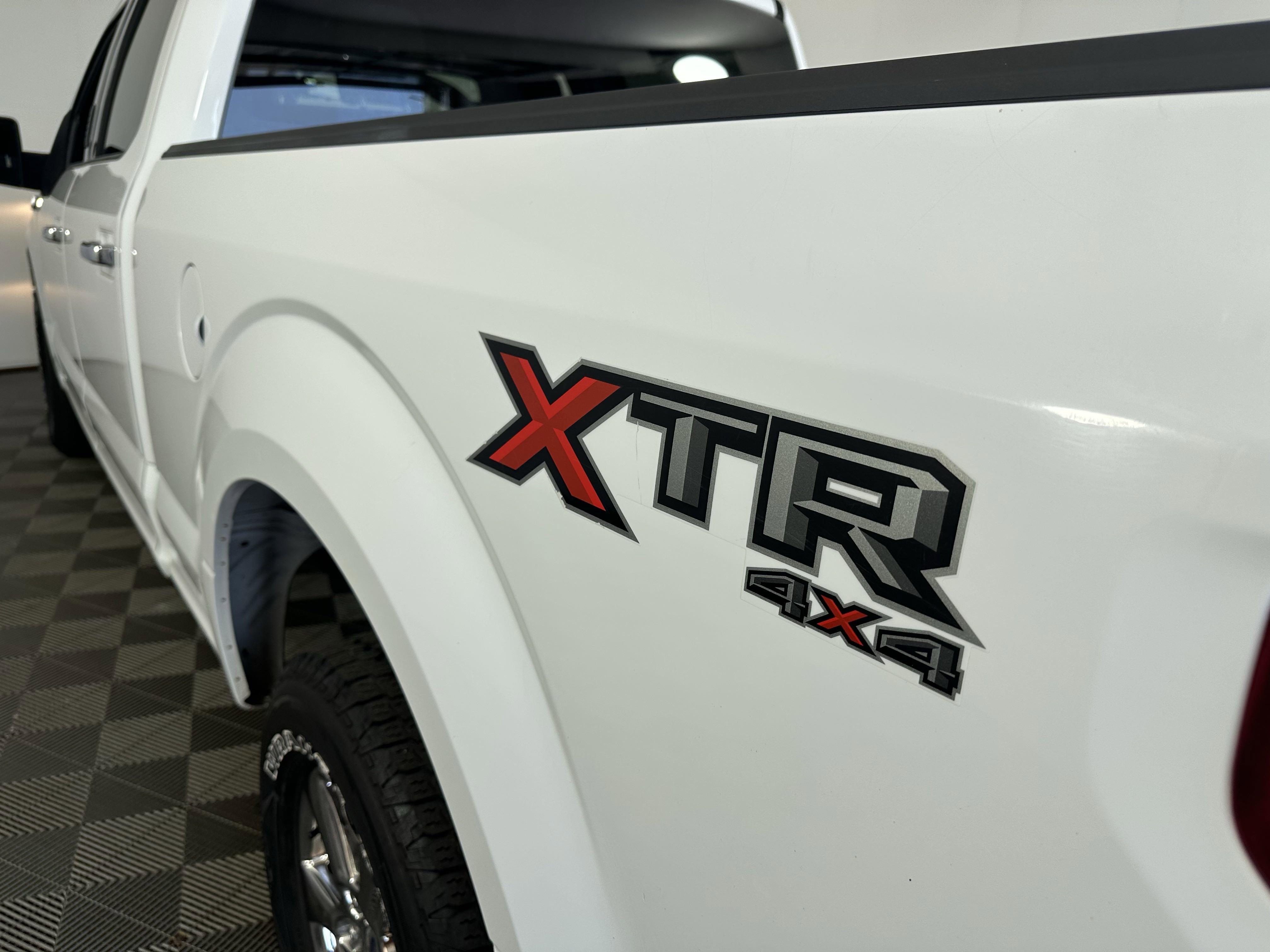 2019 Ford F-150 XLT photo 4