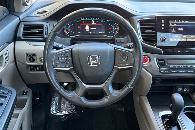 2020 Honda Pilot EX-L photo 16