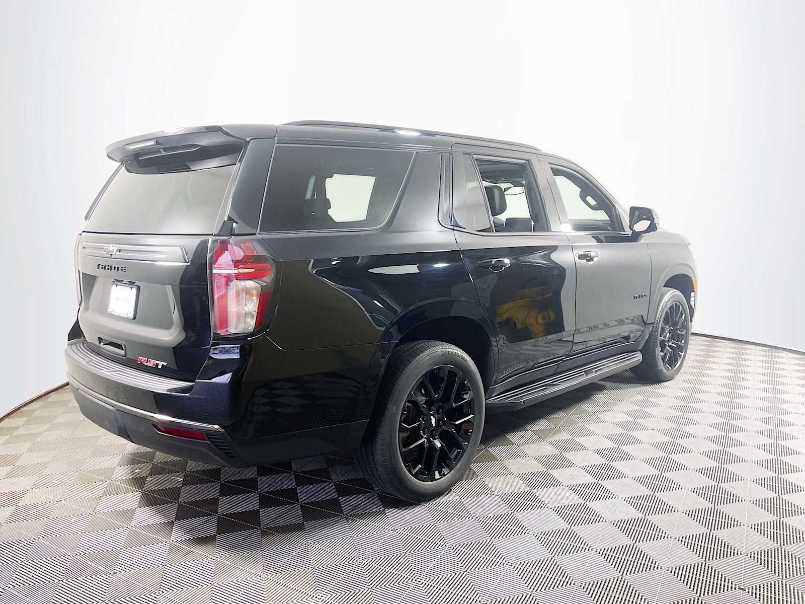 2022 Chevrolet Tahoe RST photo 4