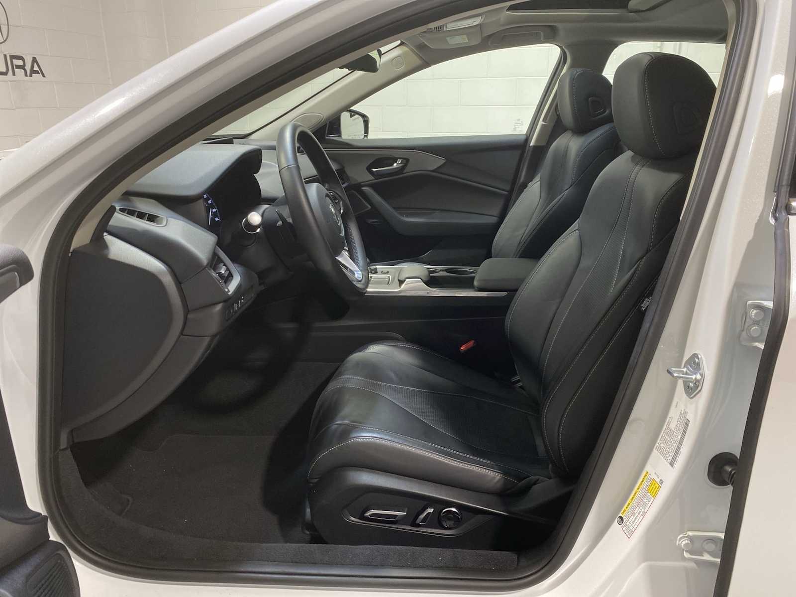 2022 Acura TLX Technology SH-AWD photo 2