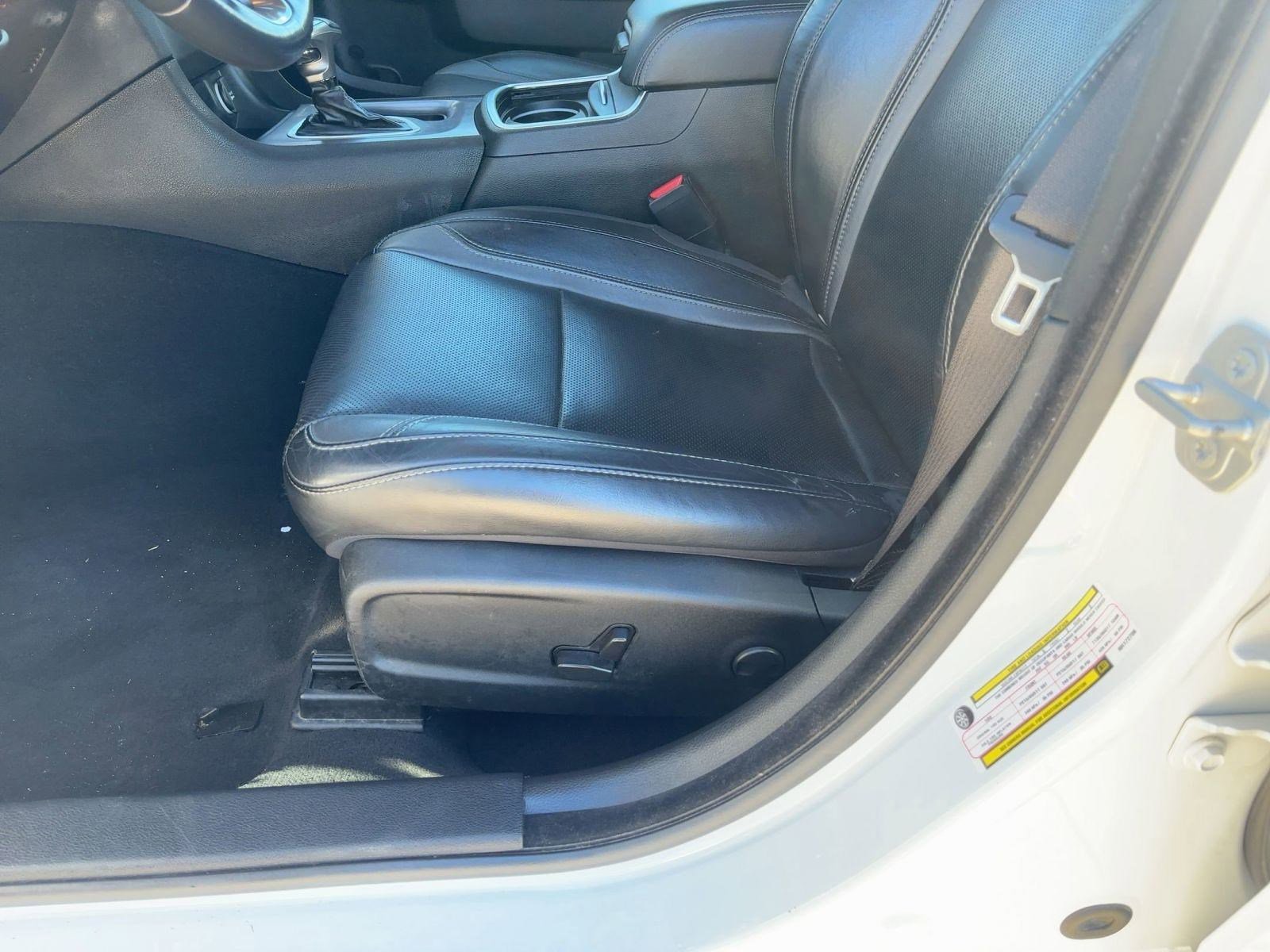 2022 Dodge Charger SXT photo 4