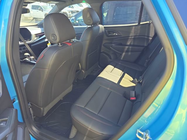 2025 Chevrolet Trax photo 8