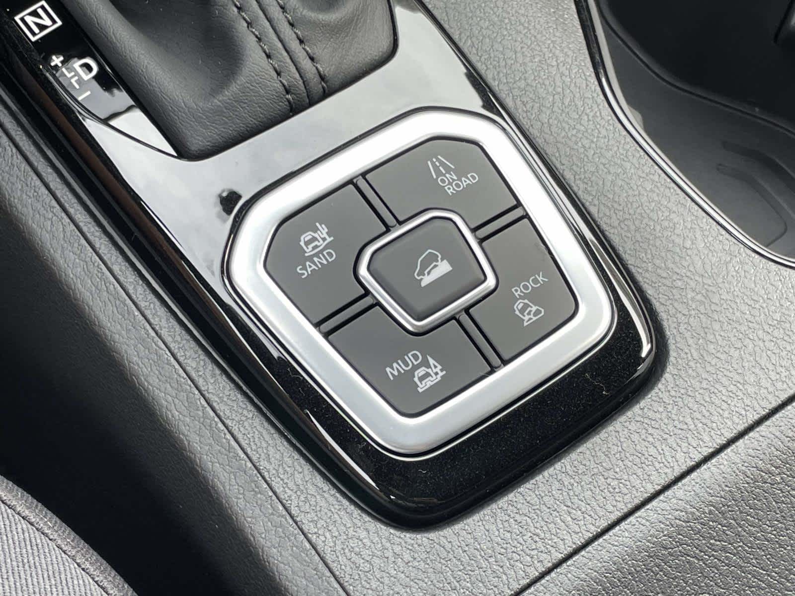 2026 Nissan Frontier Crew Cab SV photo 24