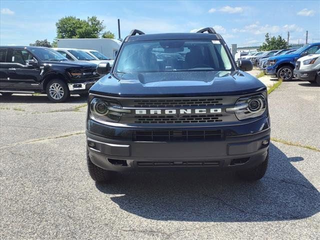 2024 Ford Bronco Sport Badlands photo 2