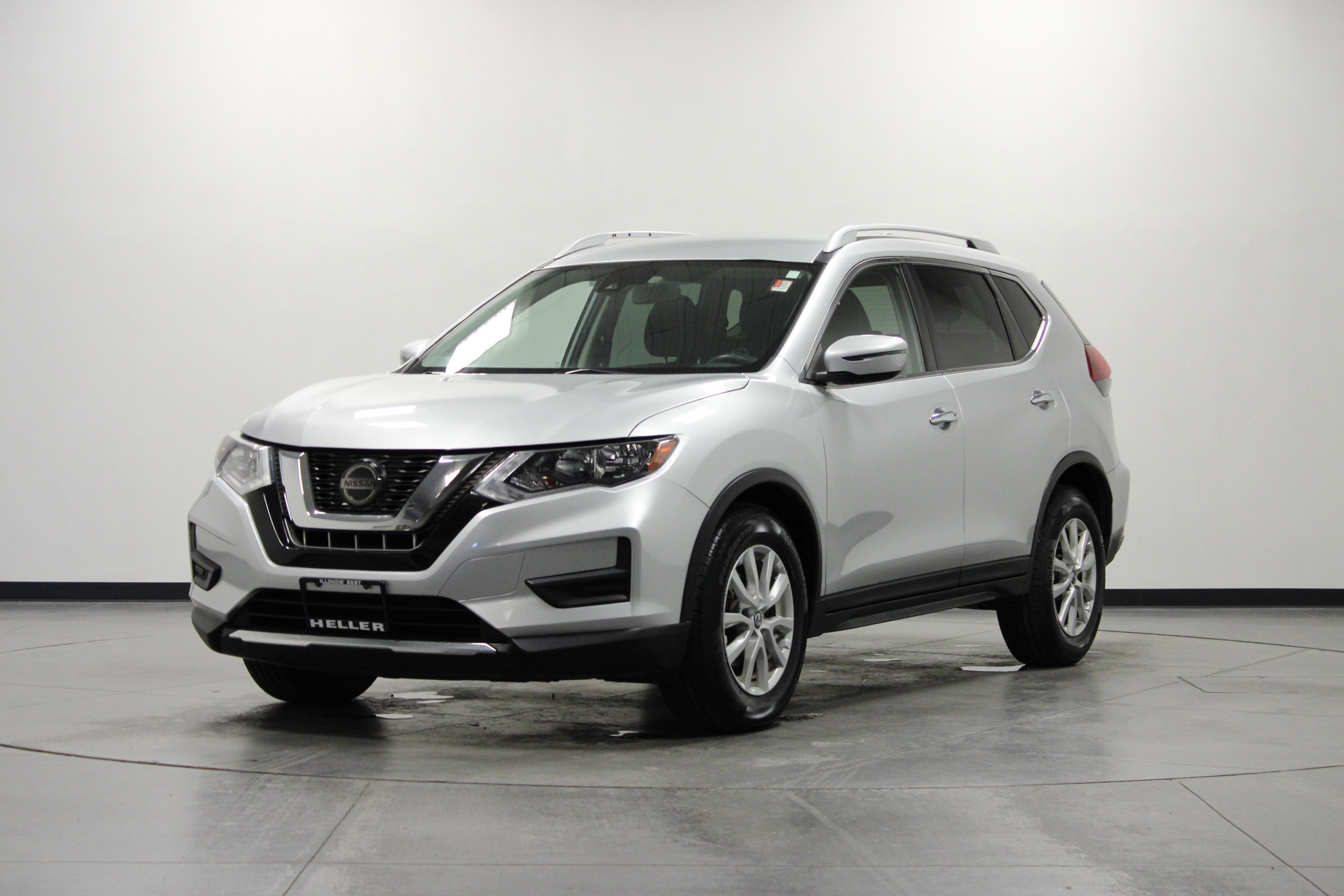 2020 Nissan Rogue SV photo 7