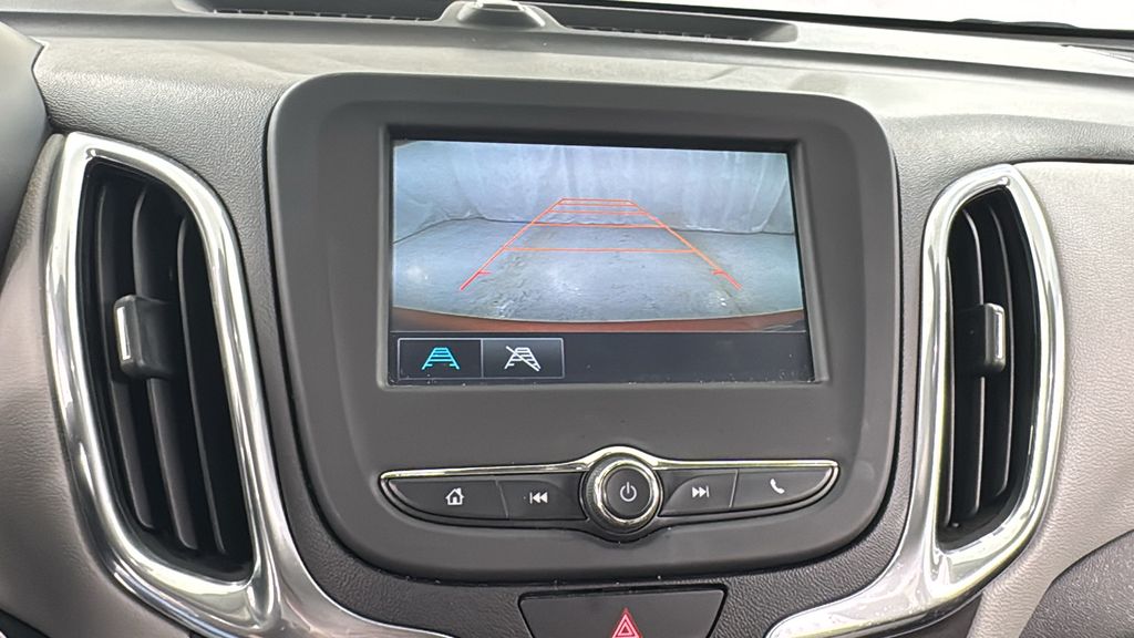 2018 Chevrolet Equinox LS photo 24