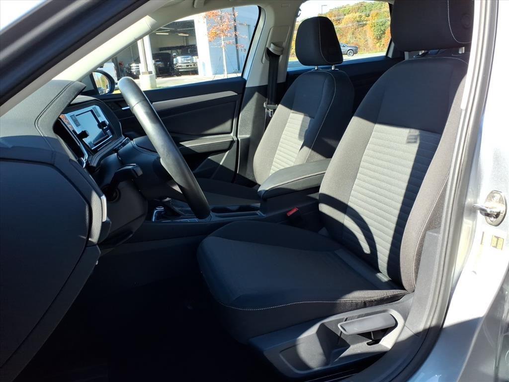 2024 Volkswagen Jetta S photo 3