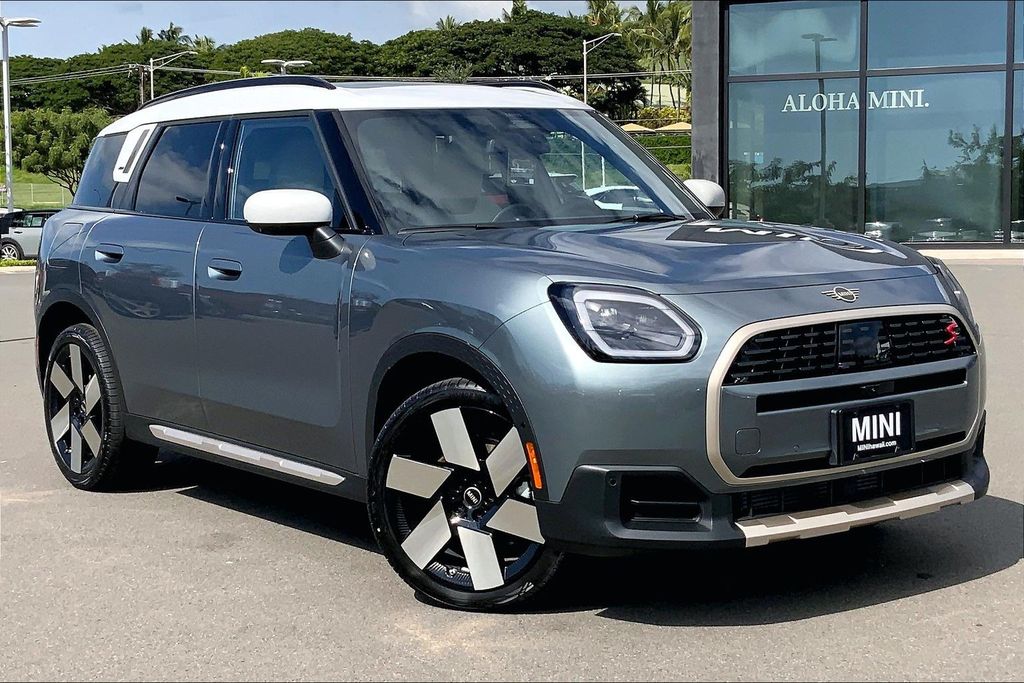2026 MINI Countryman S's photo