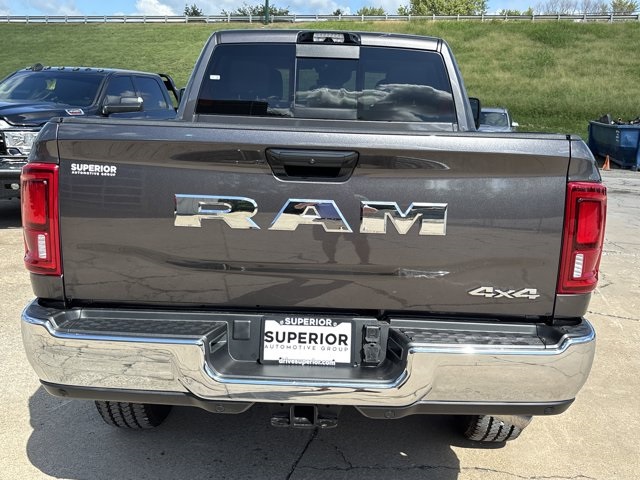 2026 Ram 2500 Tradesman photo 4