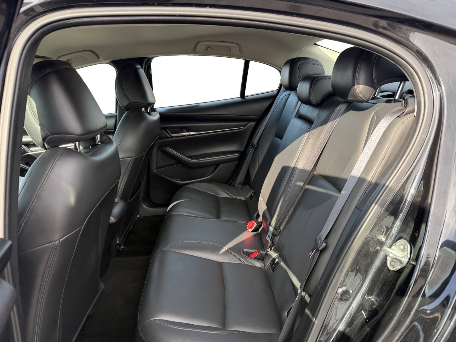 2023 Mazda Mazda3 2.5 Select photo 16