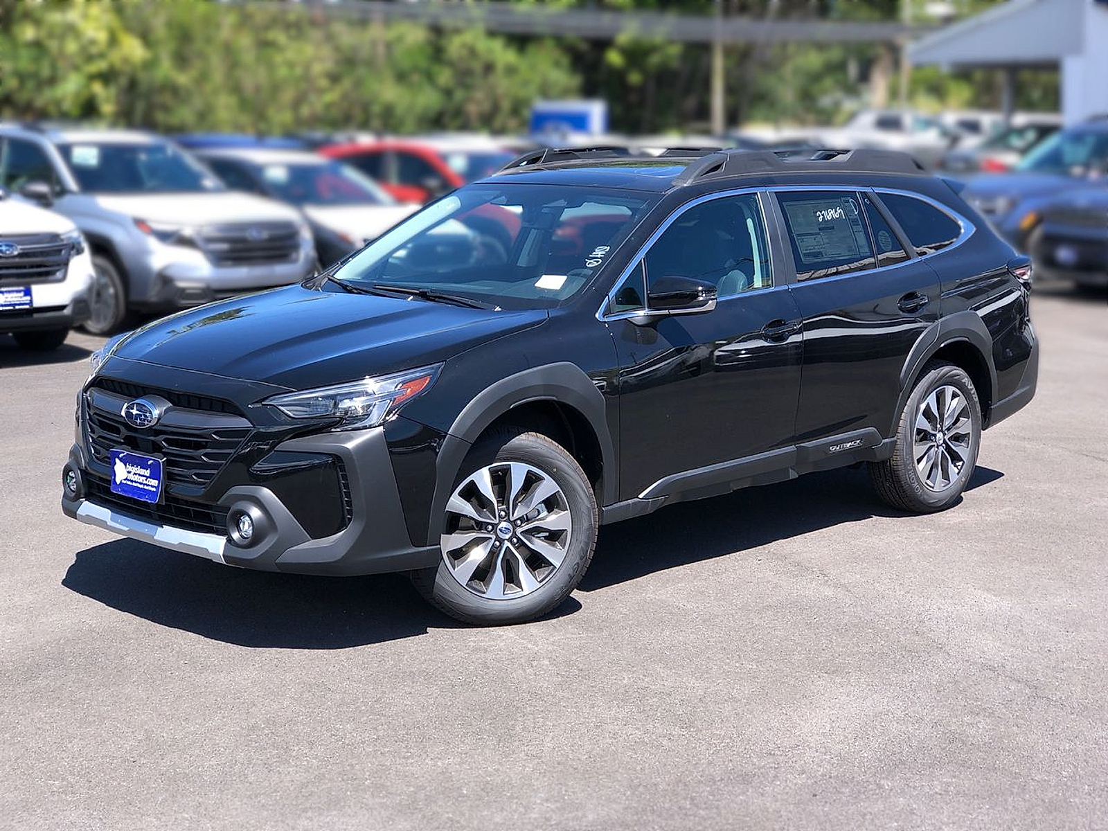 2025 Subaru Outback Limited's photo