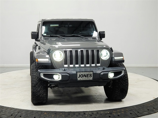 2019 Jeep Wrangler Unlimited Sahara photo 2