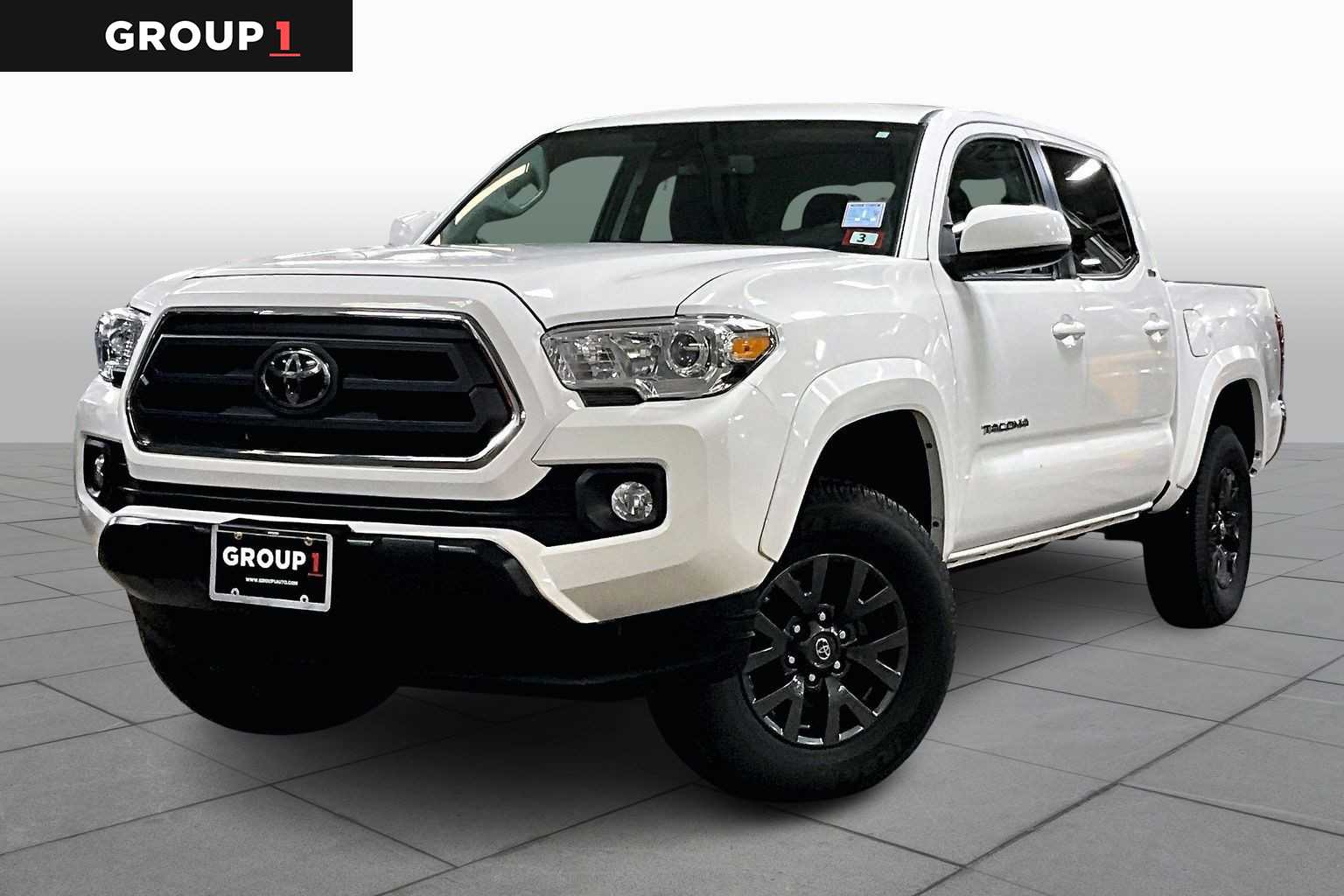 2020 Toyota Tacoma SR5's photo