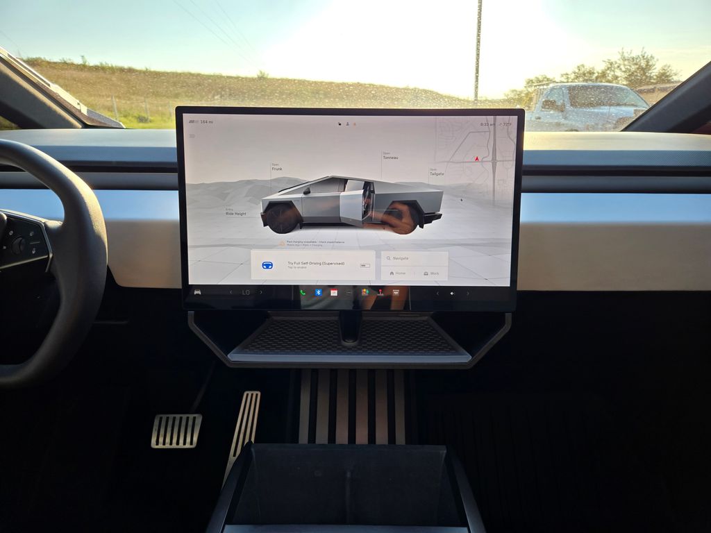 2024 Tesla Cybertruck photo 15