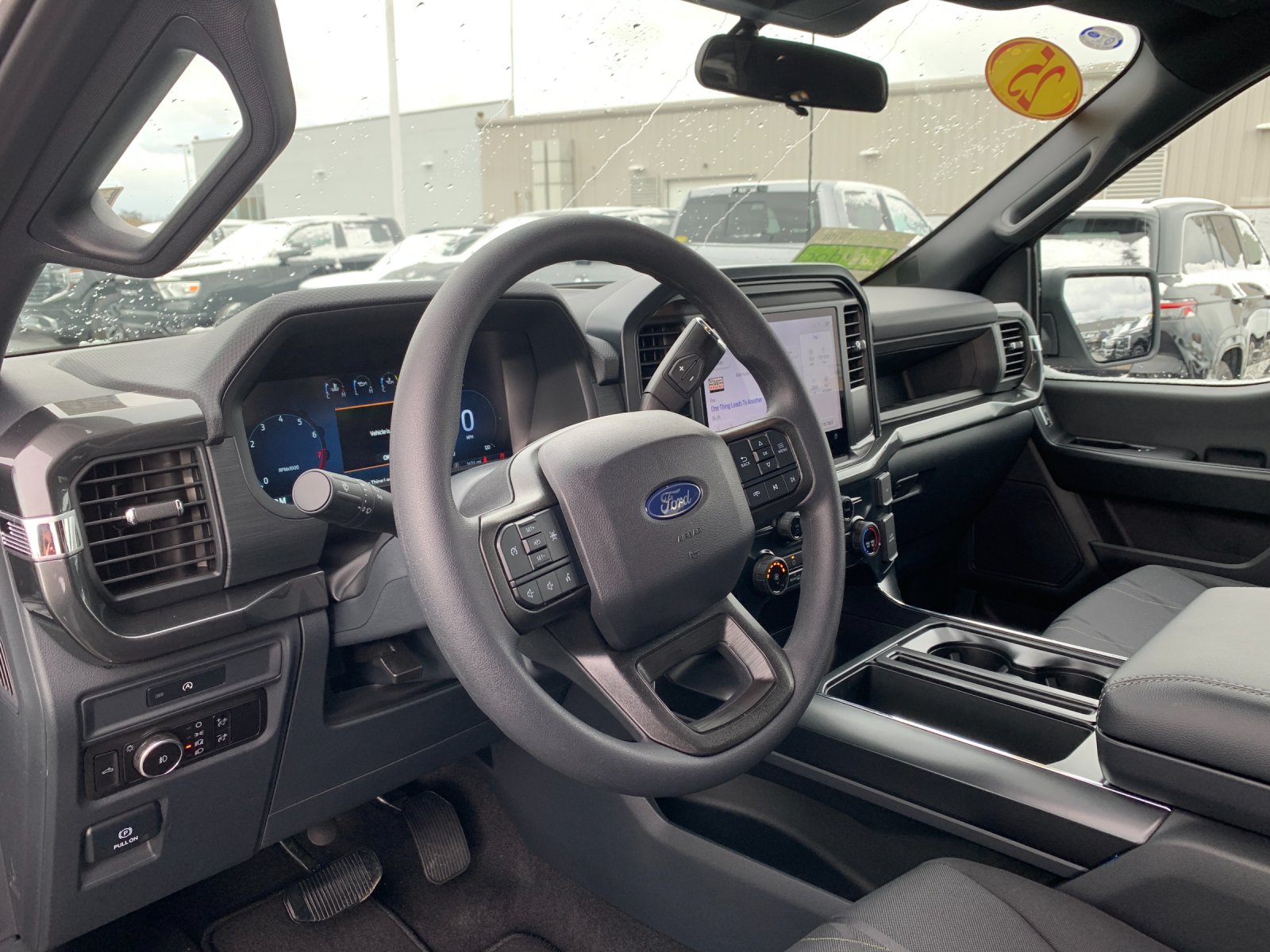 2025 Ford F-150 STX photo 4