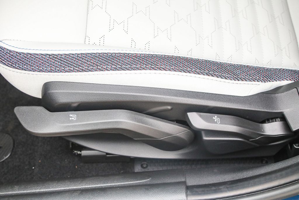 2026 Mini Cooper 4 Door Hardtop Signature photo 20