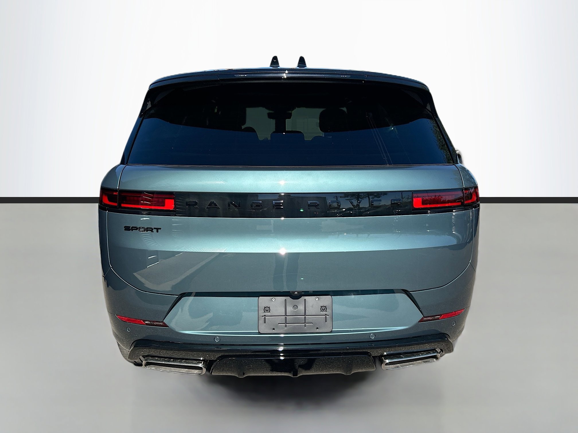 2025 Land Rover Range Rover Sport SE photo 4