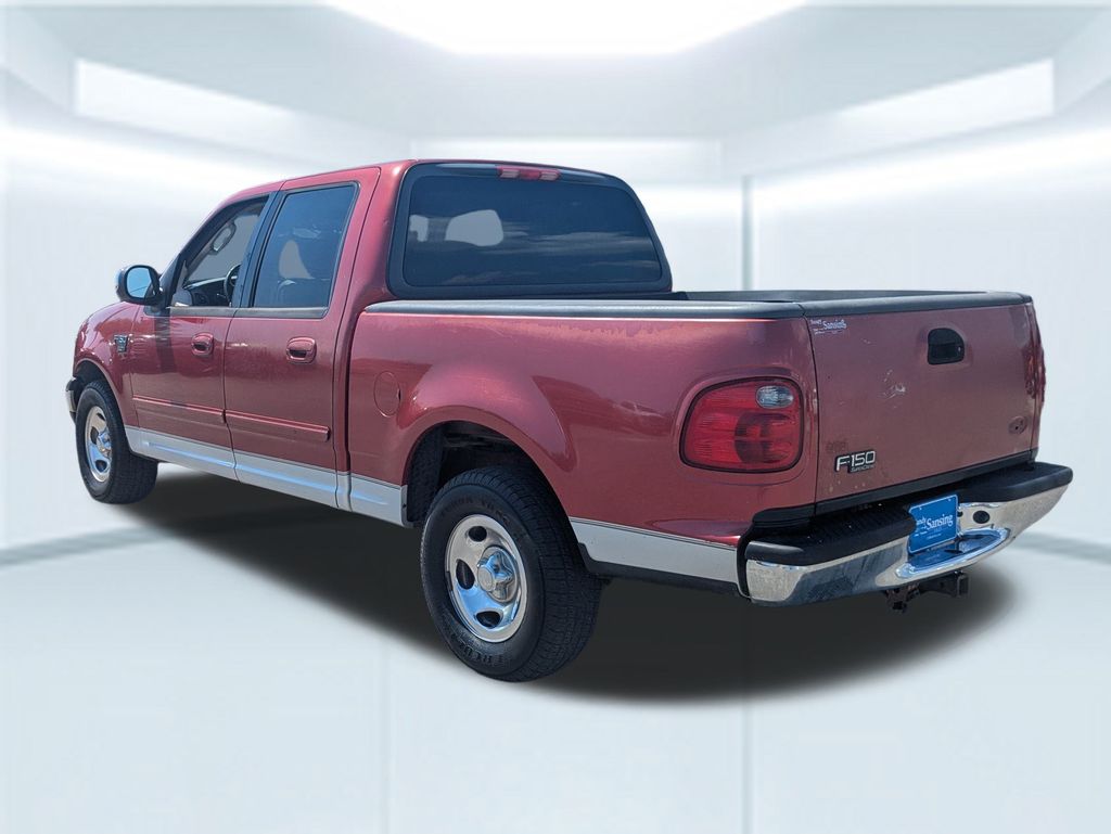 2002 Ford F-150 XLT photo 3