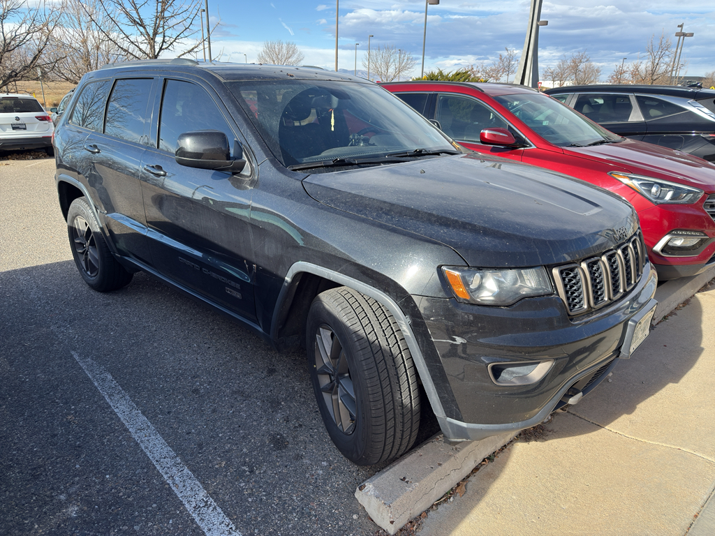 2016 Jeep Grand Cherokee Laredo photo 4