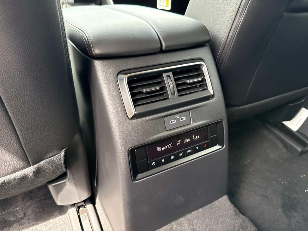 2025 Mazda CX-90 3.3 Turbo Preferred photo 44