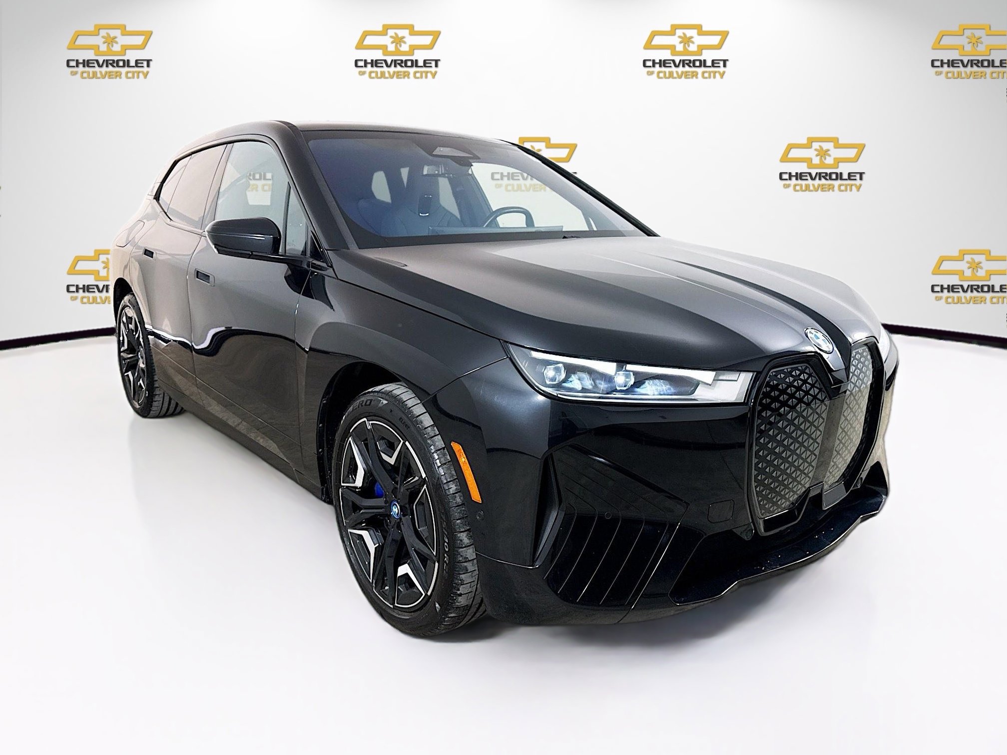 2023 BMW iX Base's photo