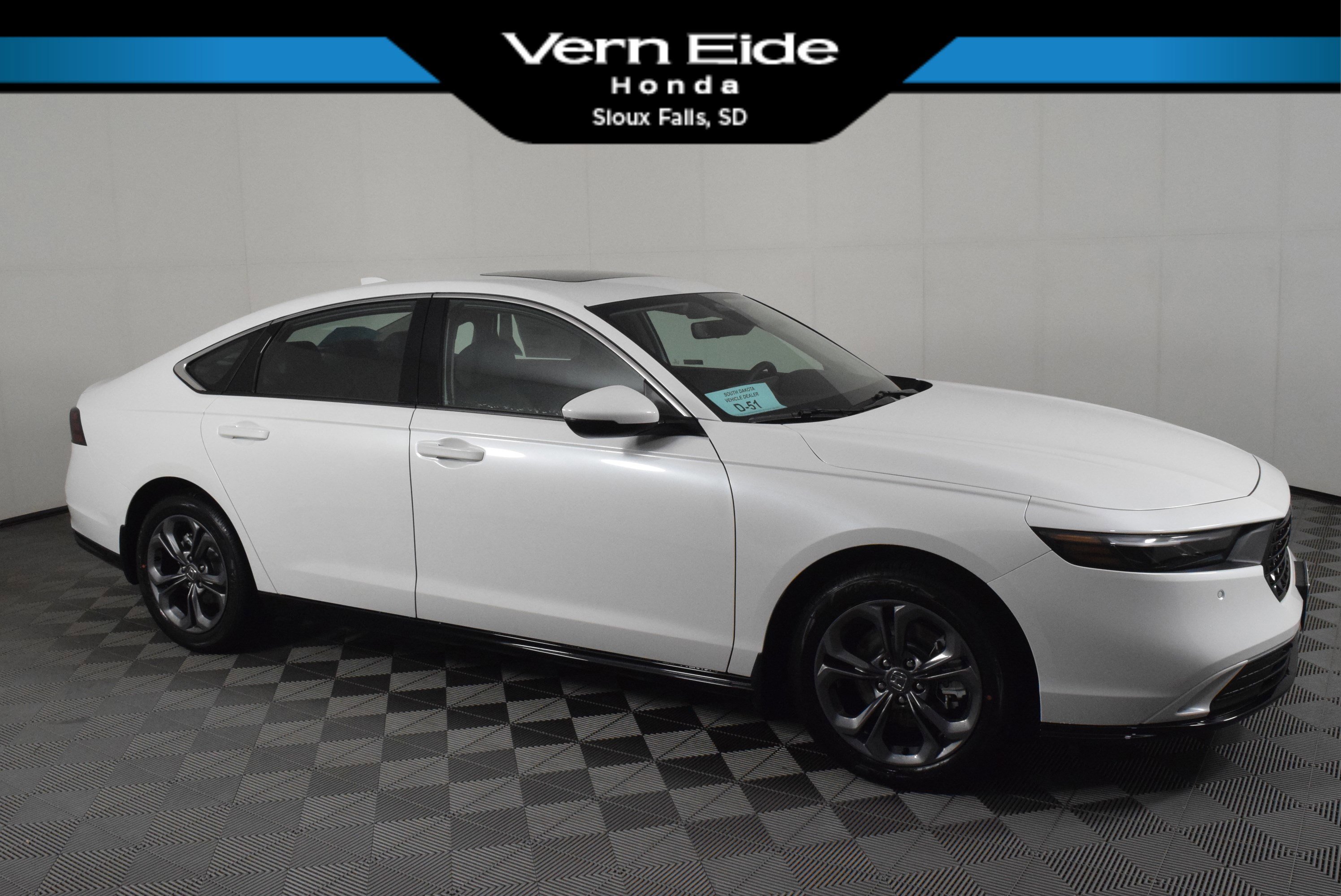 2025 Honda Accord Hybrid EX-L's photo