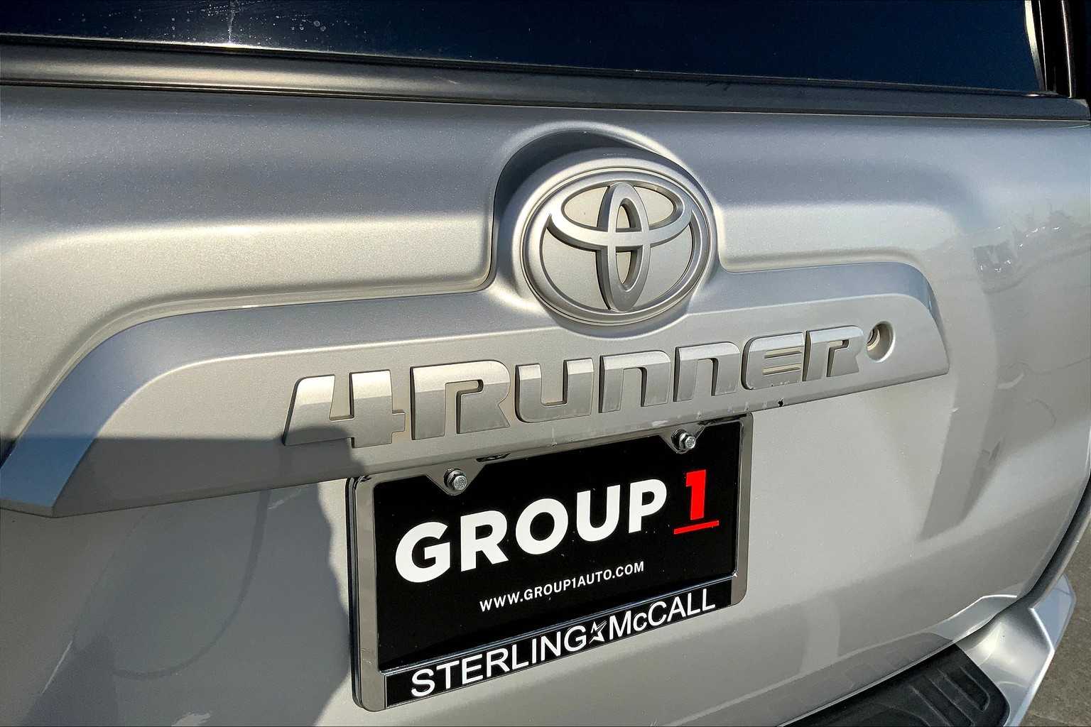 2018 Toyota 4Runner TRD Premium photo 9