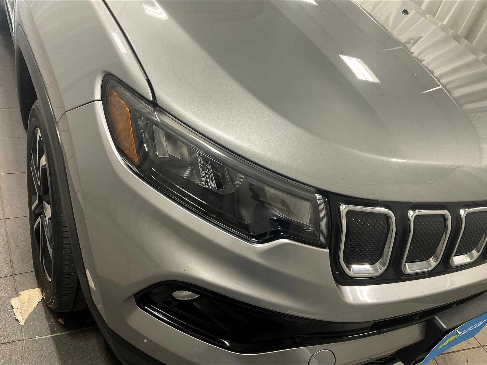 2022 Jeep Compass Limited photo 26