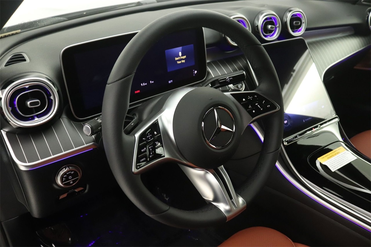 2025 Mercedes Benz C 300 photo 4