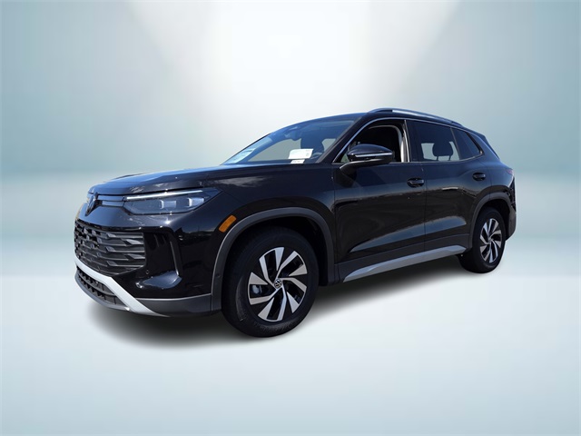 2025 Volkswagen Tiguan S photo 2