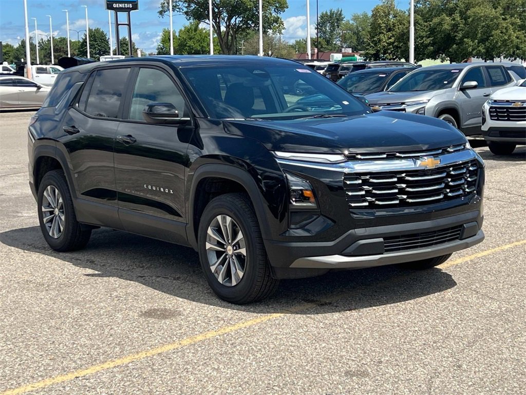 2026 Chevrolet Equinox LT photo 7